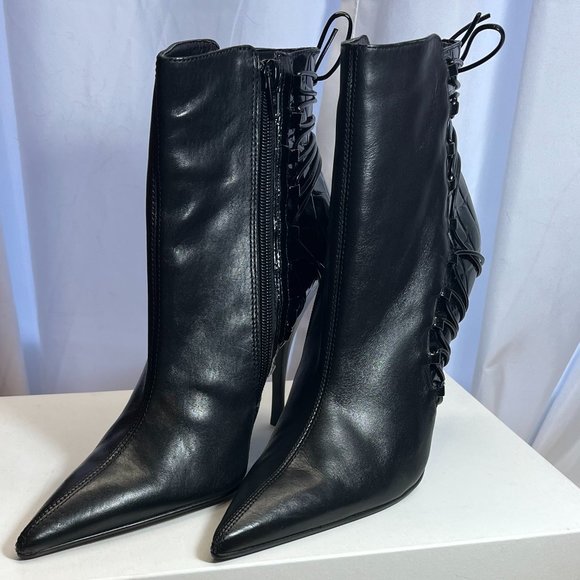 COPY - CARLOS SANTANA BLACK LEATHER LACE UP ANKLE BOOTIES 7.5 NWT - Picture 2 of 6